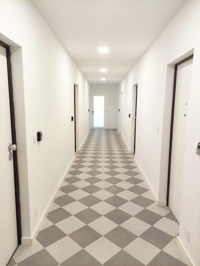 Nik Studio Apartments PUY Exterior foto